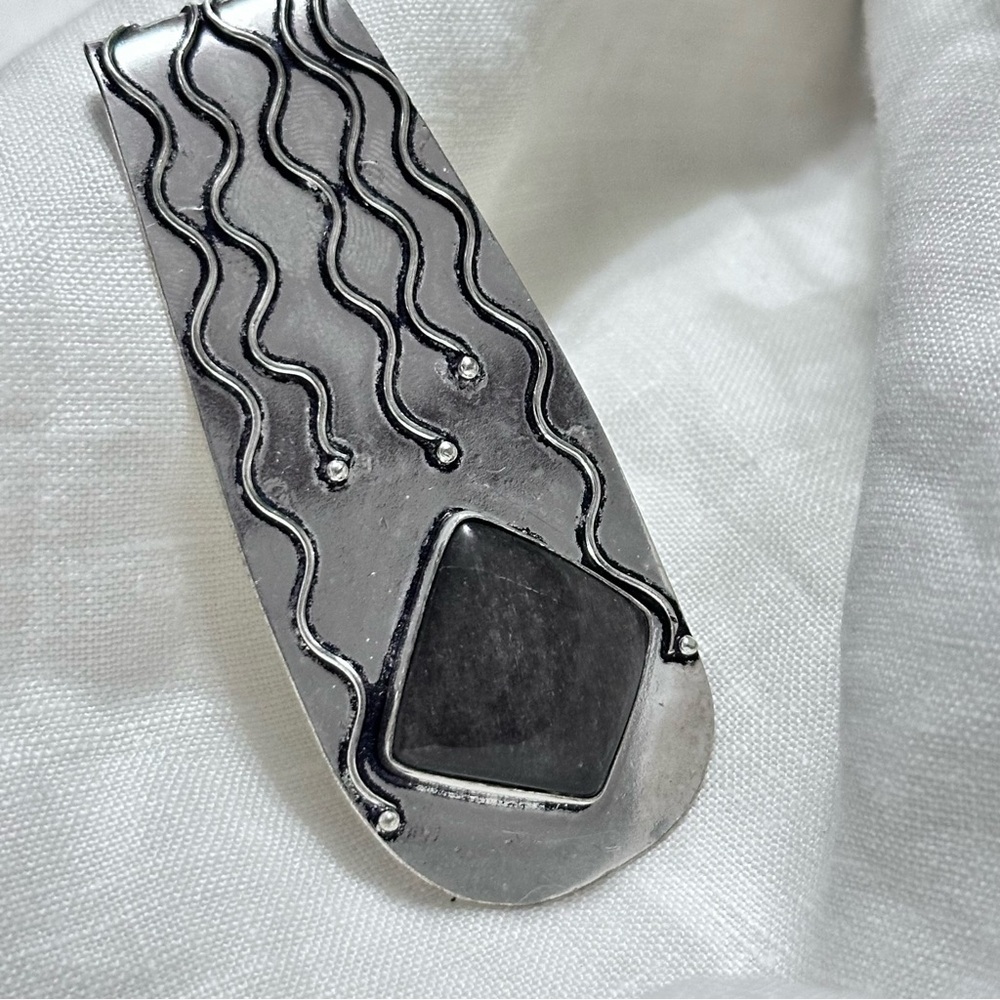 Hand Crafted SILVER SHEEN OBSIDIAN Silver-Tone Necklace Art Deco Style - Picture 11 of 12
